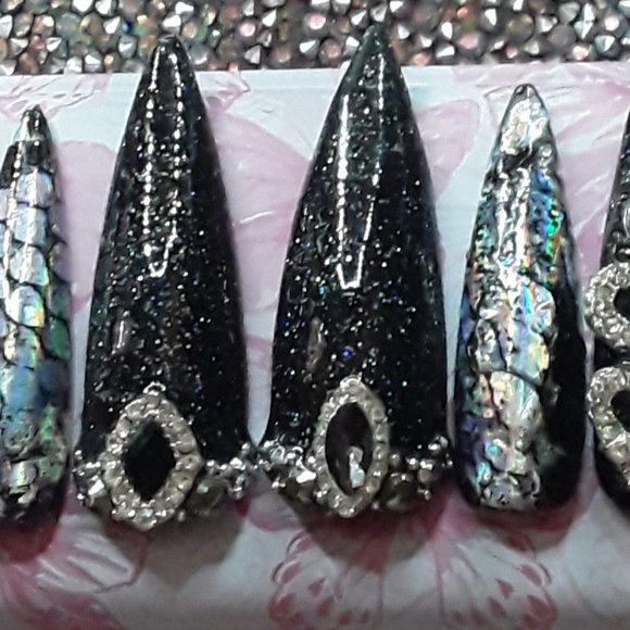 Handmade XXL Stiletto Hard Gel Press On Nails w/ prep kit included - Picture 3 of 6